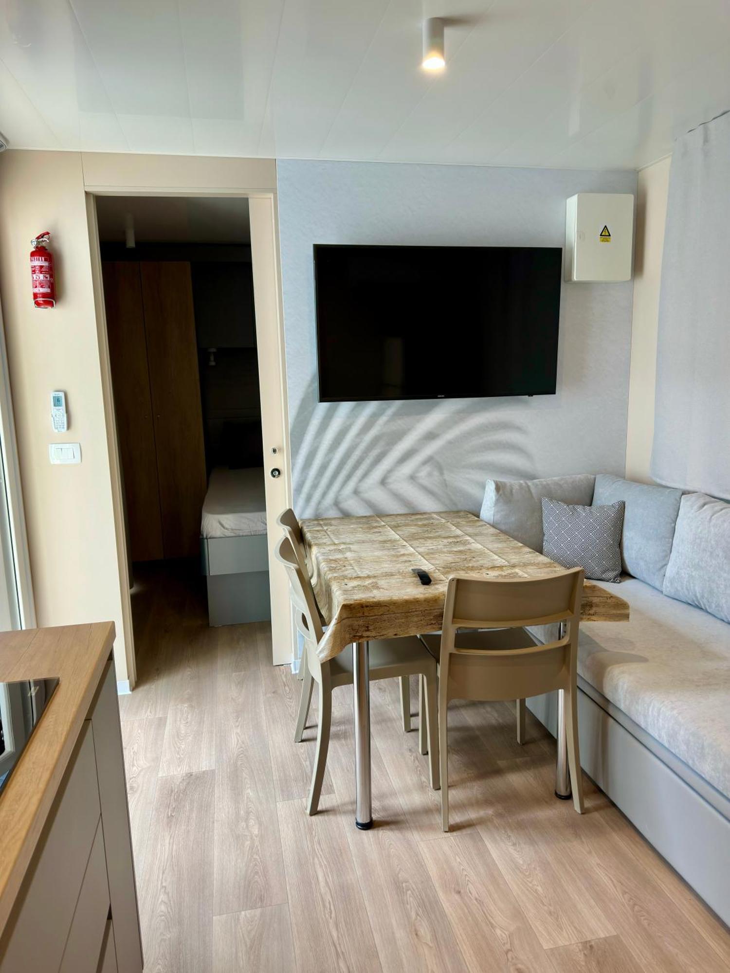 Kamp Slanik Mobile Homes Lovrečica Kültér fotó